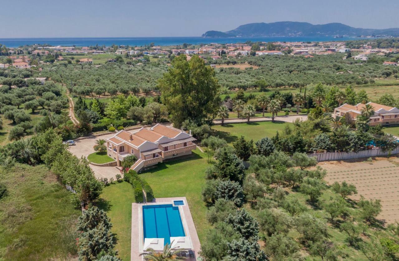 Leone Luxury Villas Kalamaki  Exterior photo